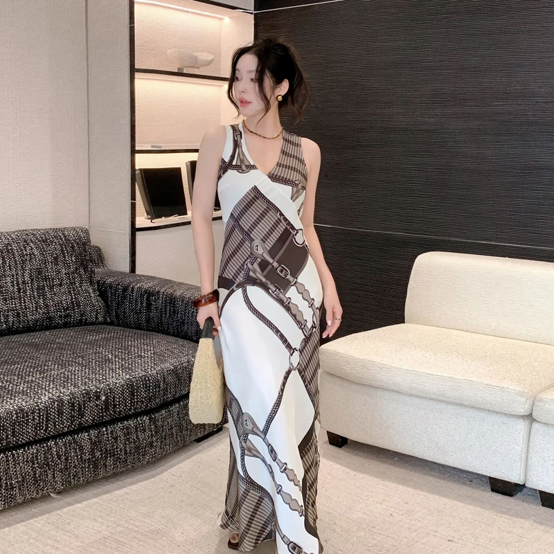 

Elegant Silk Fish Tail Dress Holiday Fashion Set for Women Spring Summer Outfits Casual Chic Style Quality Fabric Design