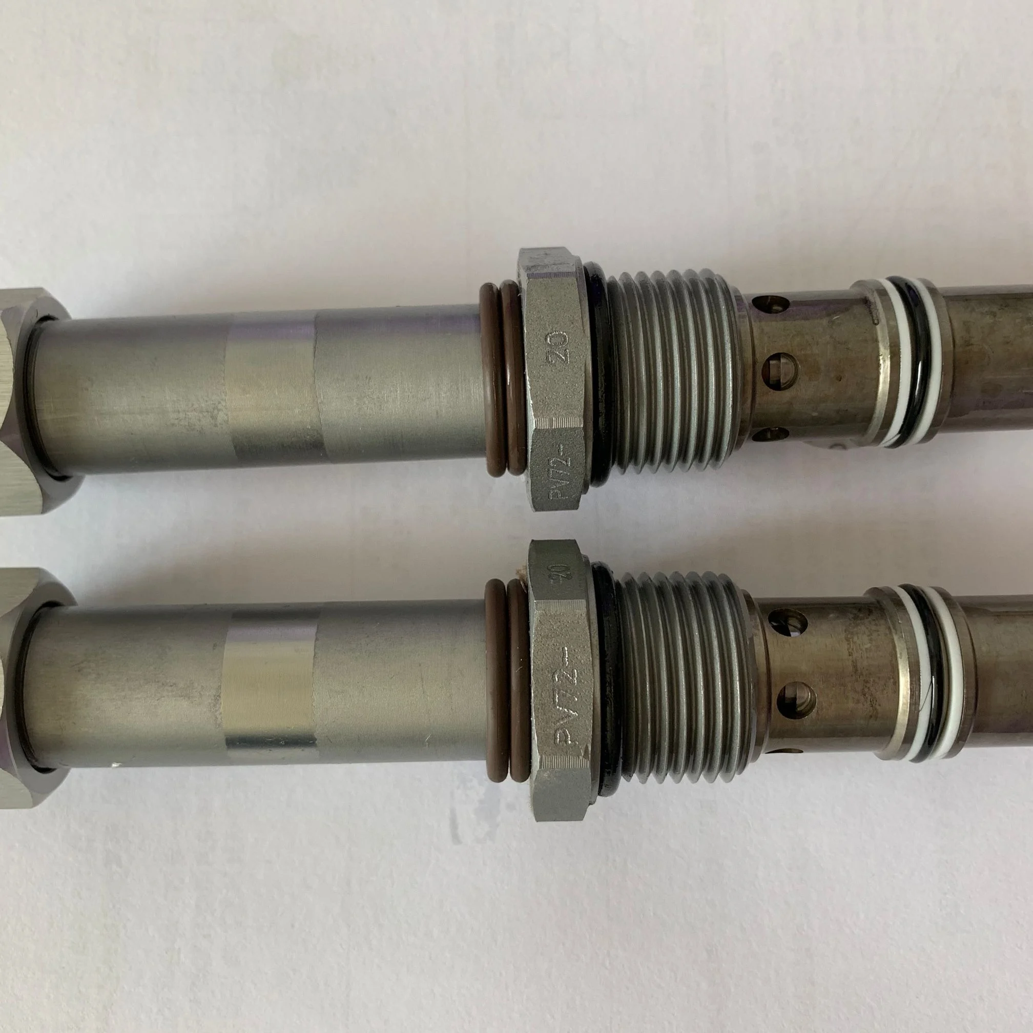 1PCS Engineering Machinery Parts PV72-20 PV72-20A PV72-20A-0-N PV72-20A-0-N-00 PV72-20A-0-N-24DG  solenoid valve