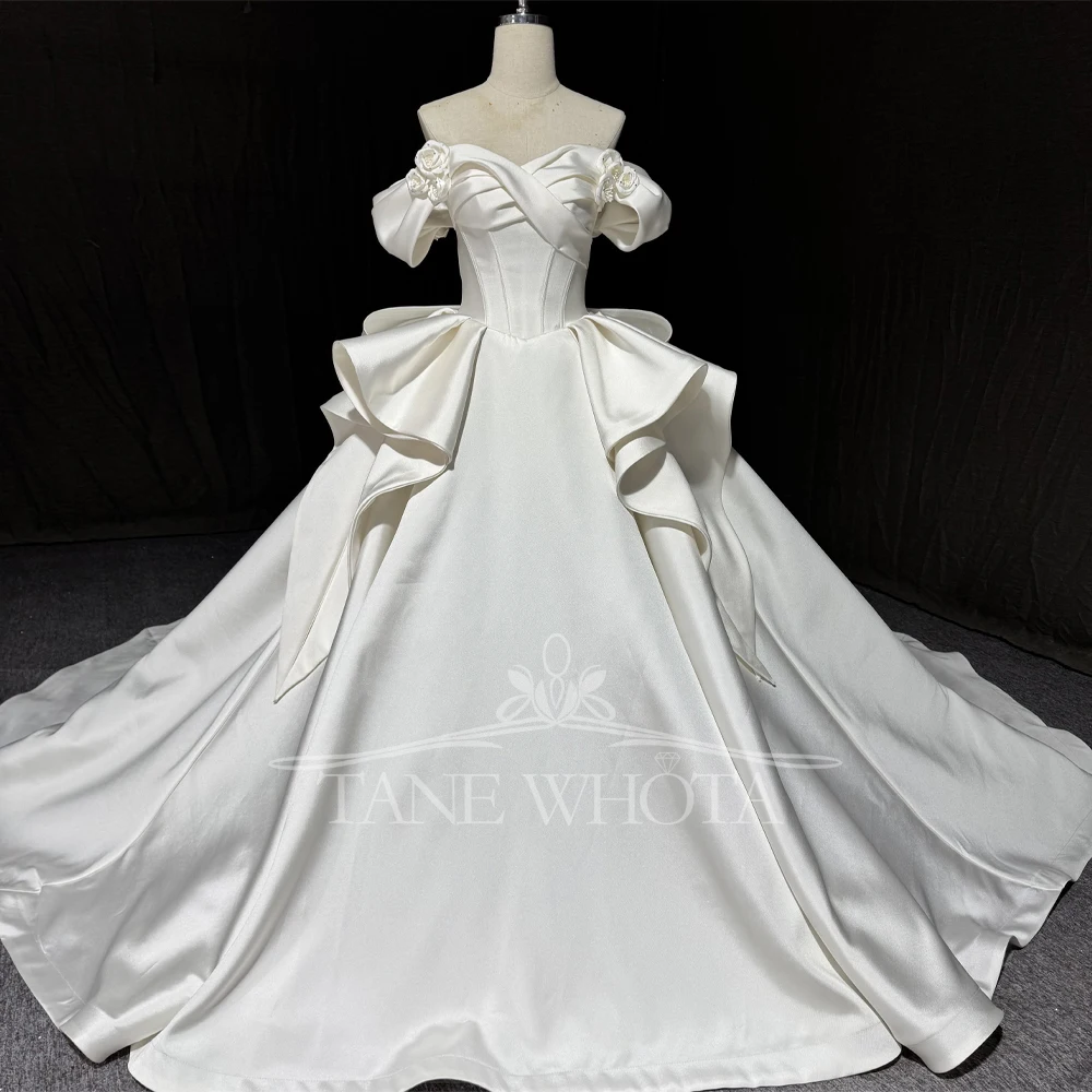 Vestido de novia con hombros descubiertos y lazo en la espalda con cordones - Vestido de novia personalizable