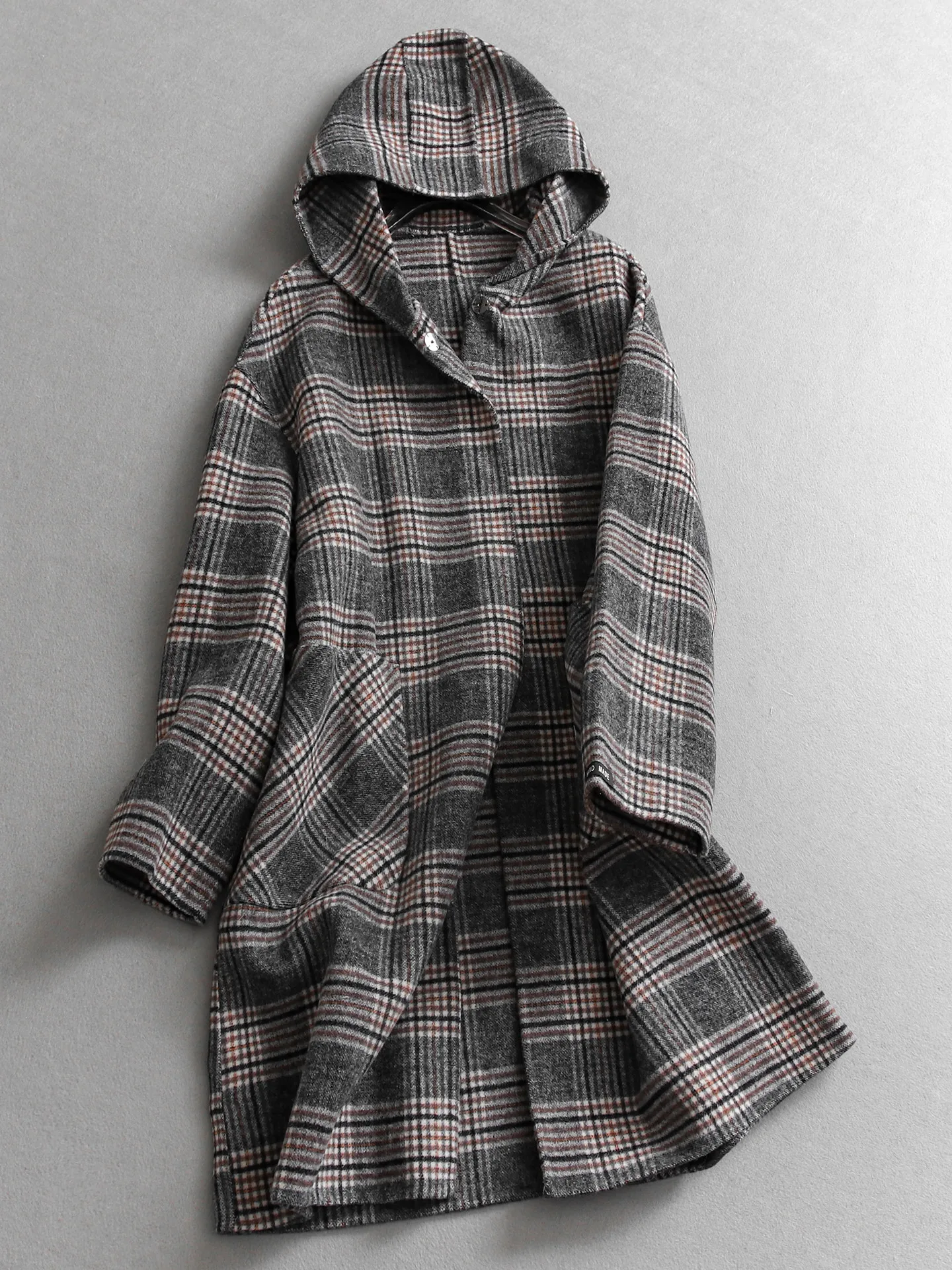 

Retro Plaid Double-Sided Woolen Coat with Hood Long Sleeve Loose Fit Slimming Women's Outerwear British Style Commute Fashion