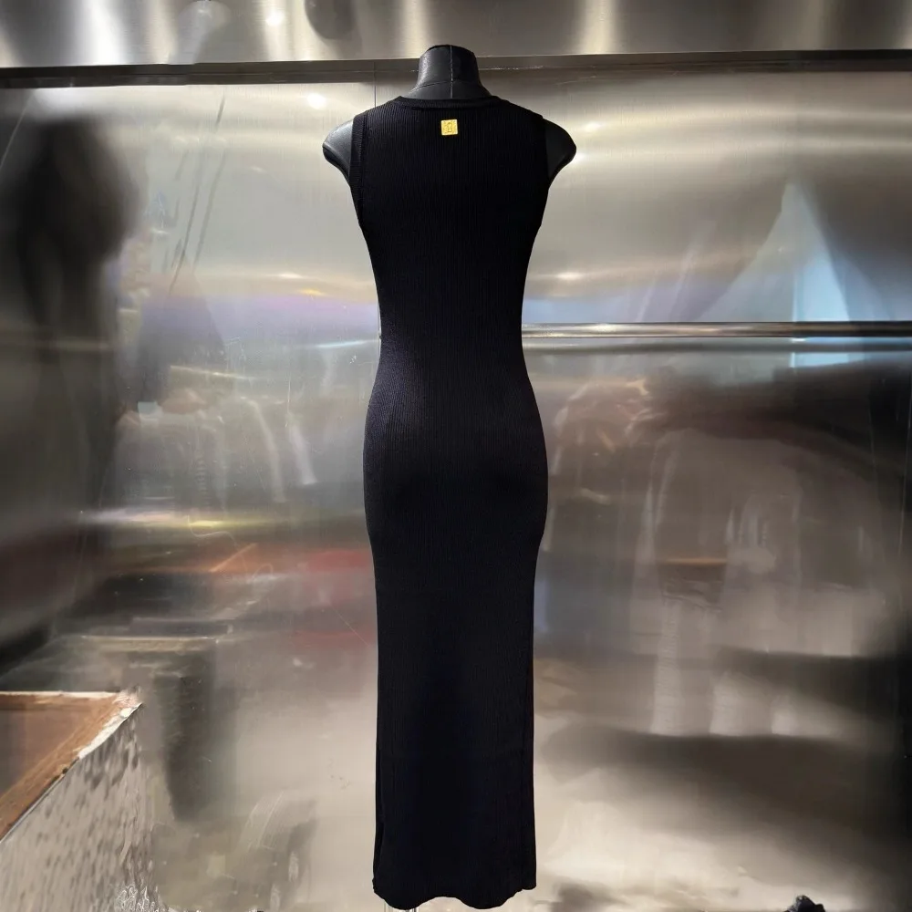 High Street Knit Dress Women's Summer New Gold Hollow Metal Decoration Chest Exposed Knit Sleeveless Streetwear Tanks Dress