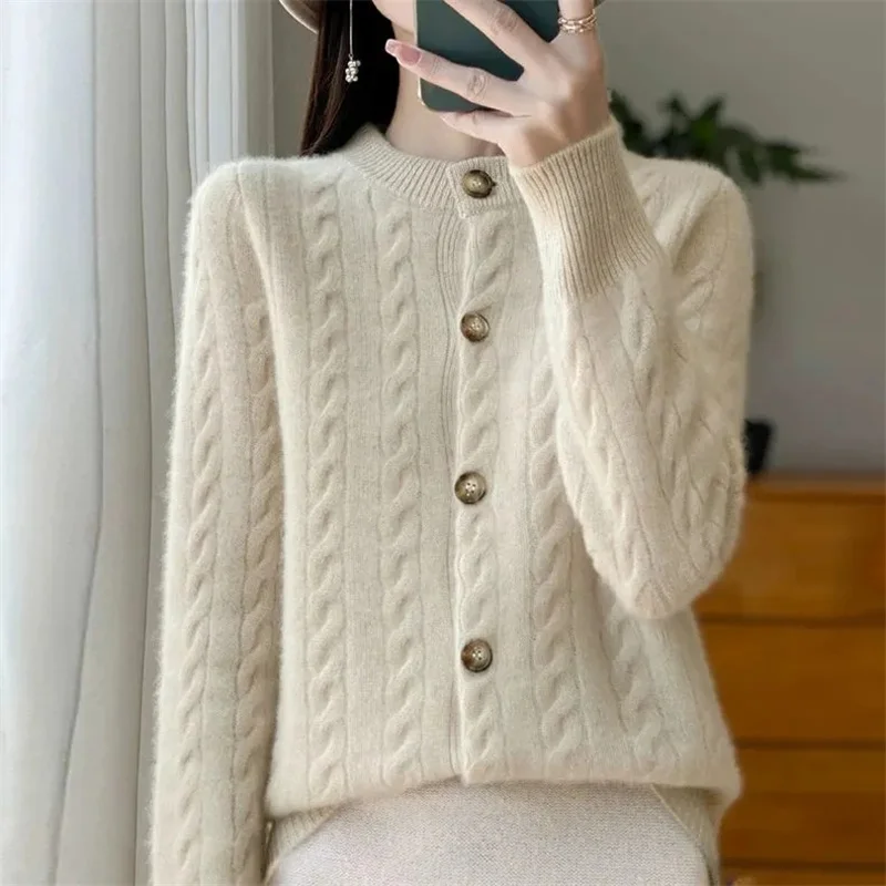 2024 New Autumn Winter Women Cardigan Sweater Coats Fashion Female Long Sleeve O-neck Loose Knitted Jackets Casual Sweater Cardi