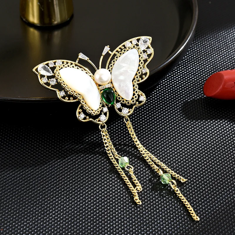 

Mother-of-pearl Fringe Butterfly Accessories Suit Cheongsam Classical Accessories Natural Pearl Women Brooch Pin