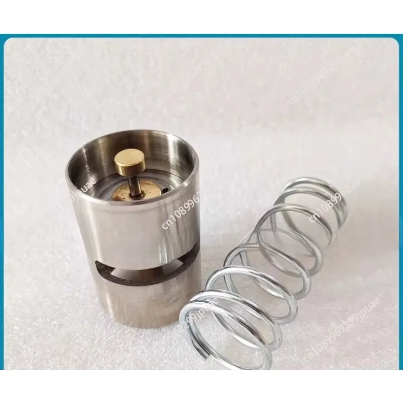 The air compressor temperature control valve initially opens to 80 degrees Celsius and fully opens to 95 degrees Celsius.