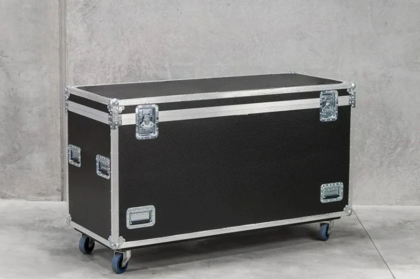 High-quality flight cases and custom-made road cases in any size