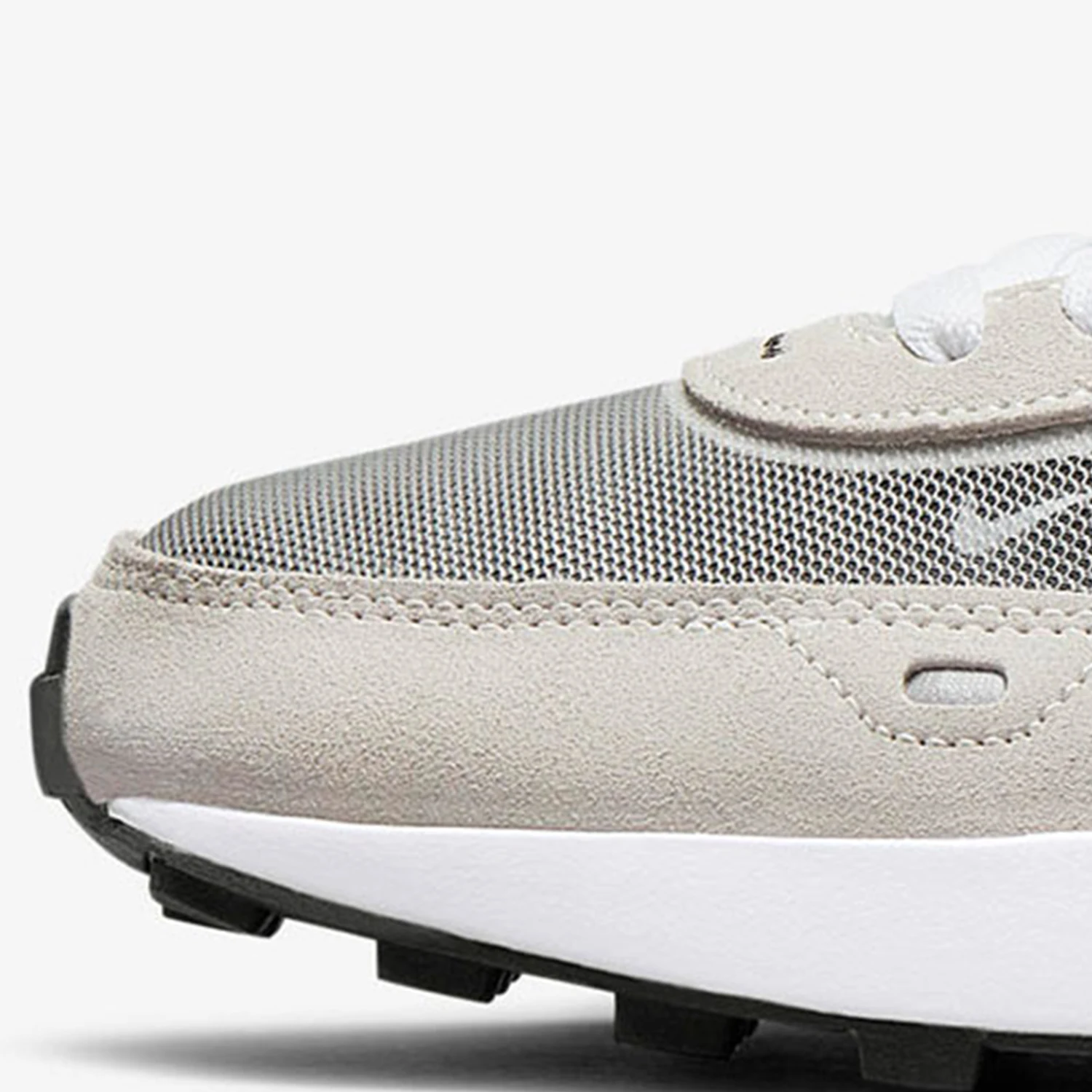 Nike Official ของแท้ WAFFLE ONE ผู้หญิงตาข่ายระบายอากาศทนทานรองเท้าลําลอง DC2533-102