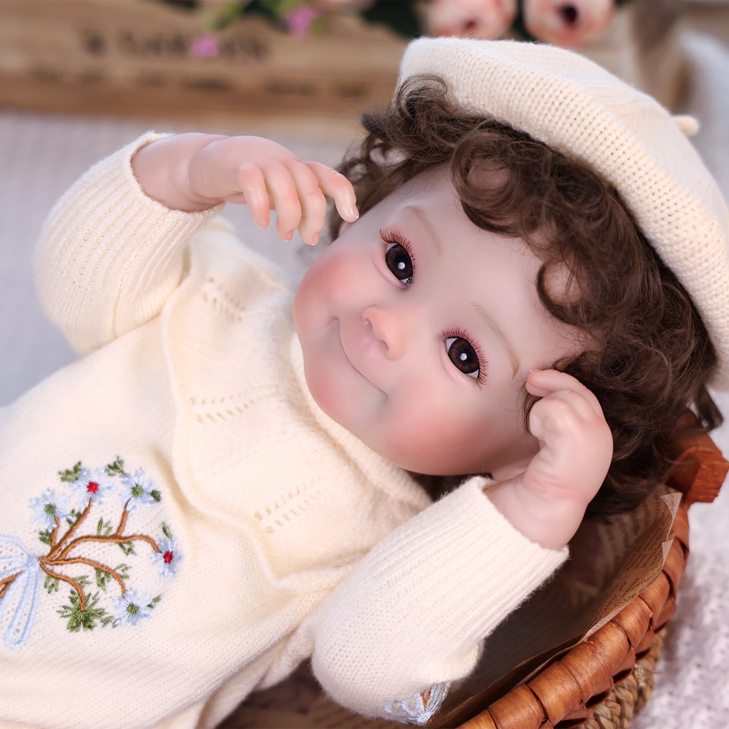 poupee-reborn-keiumi-de-18-pouces-corps-en-vinyle-silicone-souple-cheveux-implantes-a-la-main-peau-3d-avec-veines-visibles-cadeau-de-noel-pour-filles