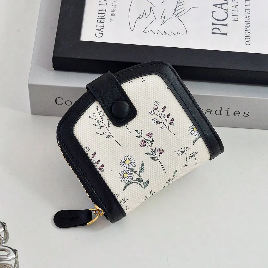 

Ditsy Floral Cute & Lovely Zipper Coin Short Wallet Gifts Essentials Items For Women Wallet Purse Wallet Small Wallet
