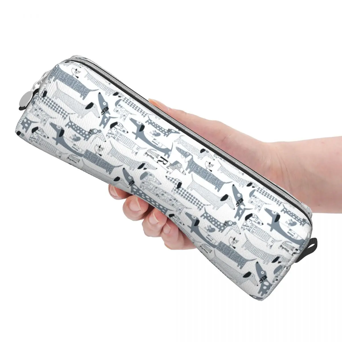 Забавный карандаш в виде таксы с рисунком животных