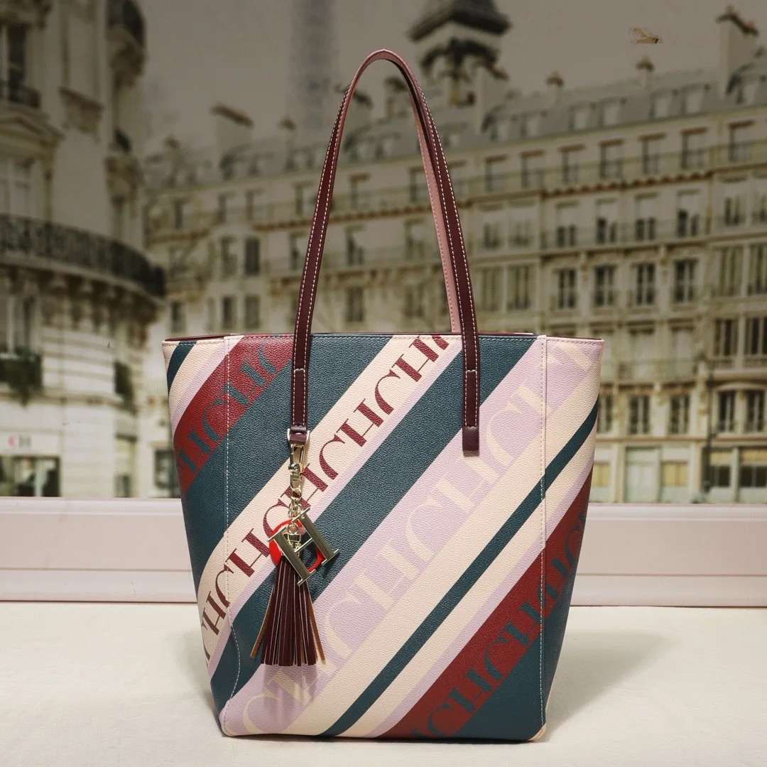

Trendy Letter Logo Women's Shoulder Bag Handbags Tote Bags Luxury Designer Large Capacity Minimalist Diaper Bags For Ladies