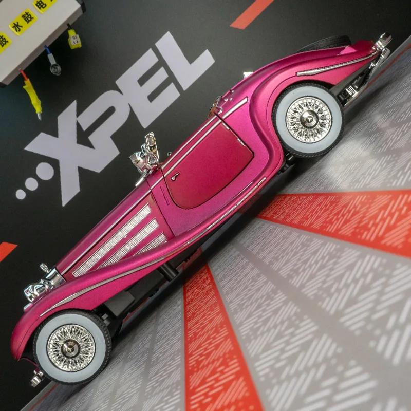 1:24 Mercedes-Benz 500k modello di auto d'epoca retrò in lega di porte di auto e il cofano anteriore e la porta del bagagliaio possono anche essere aperti