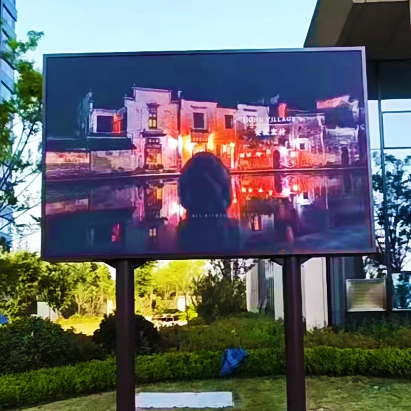 Waterproof Custom LED Displays Video Wall Panel Display Outdoor Screens For Curved Outdoor AdvertisingChip On BoardTransparent D
