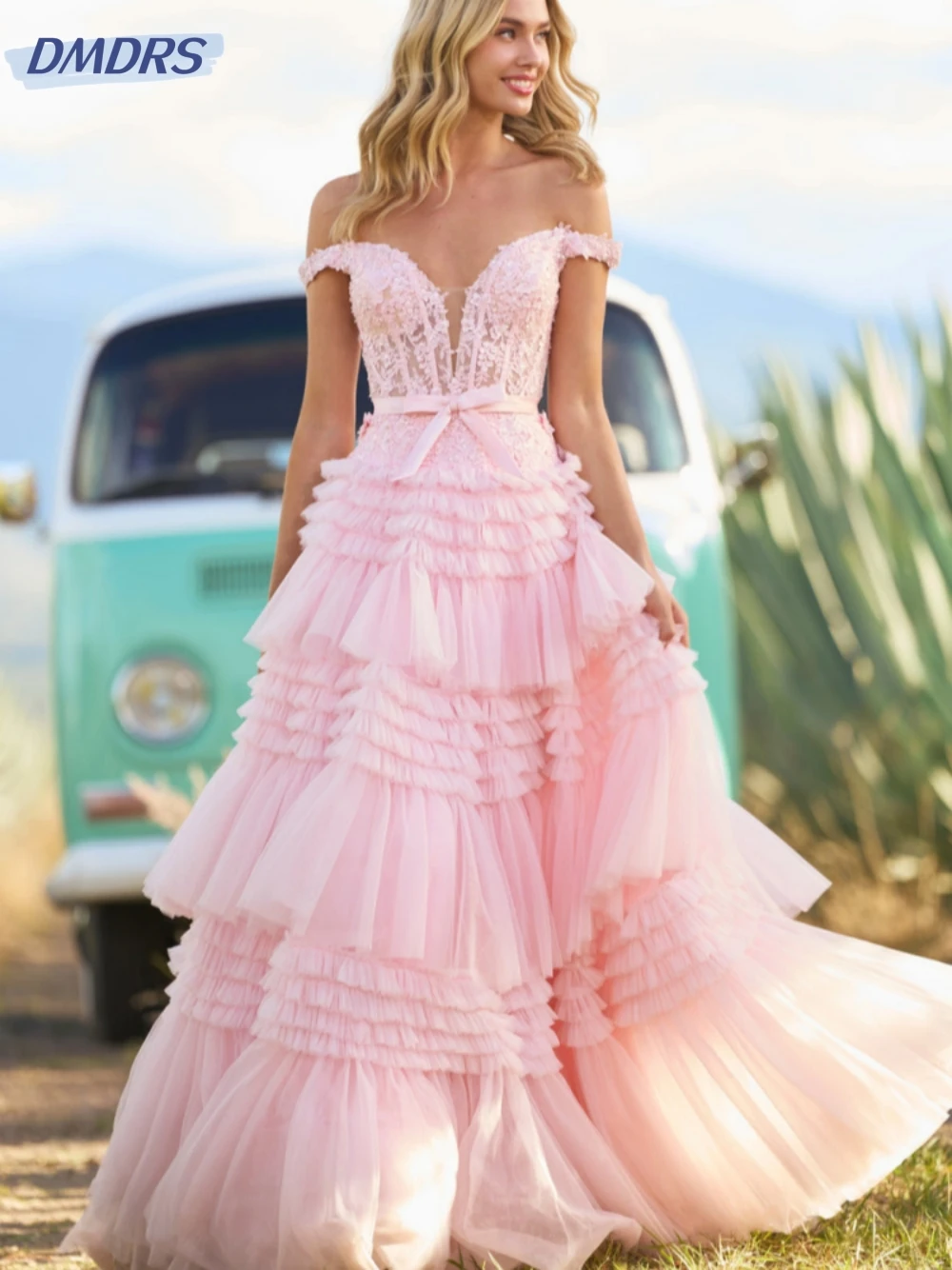 

Graceful Off The Shoulder Bride Robe Classic Appliques Sequins Bridal Gown Pink A-line Tiered Long Wedding Dress Robe De Mariée