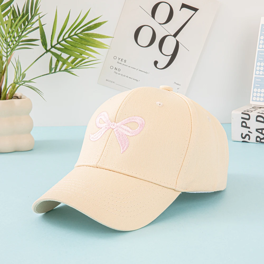 Modische Baseballkappe mit gesticktem Schleifenmuster, Sonnenschutz-Freizeit-Baseballkappe, neue trendige und hochwertige Mütze, geeignet für Damen. – Detail 7