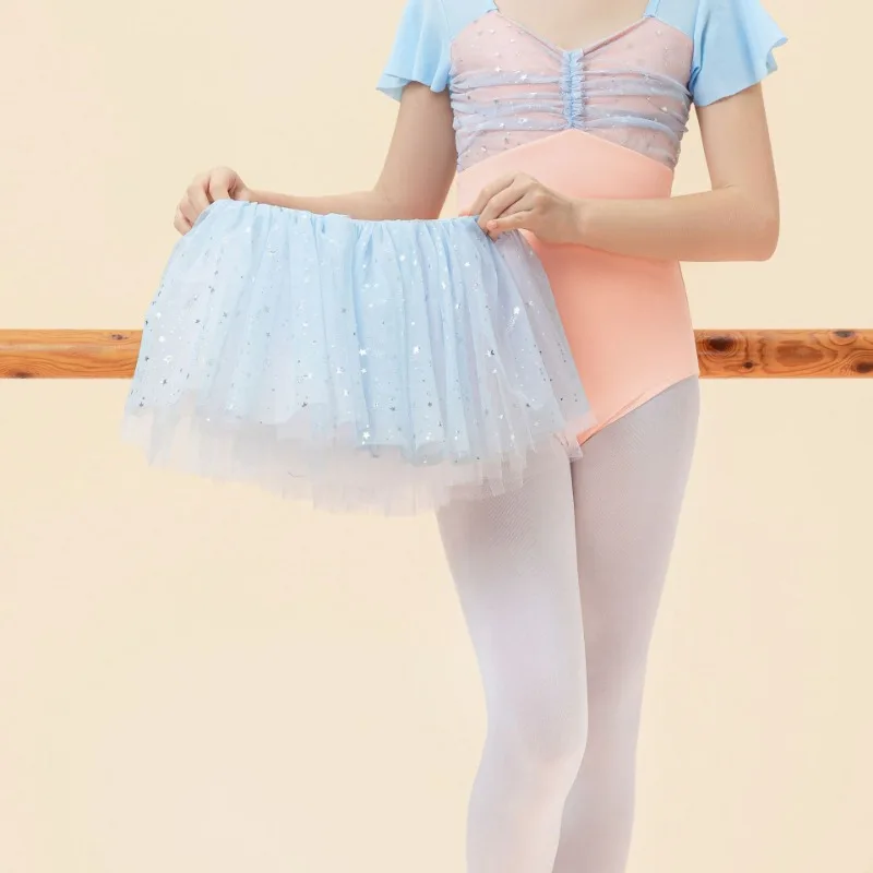 Children's ballet practice clothes