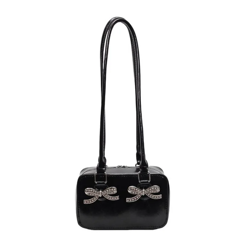

Elegant Leather Tote Bag For Ladies From Luxury Brand, Women's Shoulder Handbag By Famous Designer, Popular Classic Crossbody Ba
