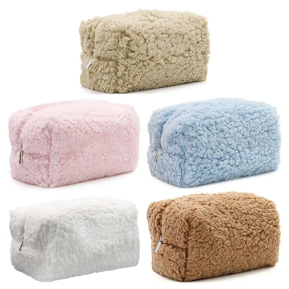 

High Quality Plush Cosmetic Bag Large Capacity Travel Organizer Toiletry Bag Portable Washbag