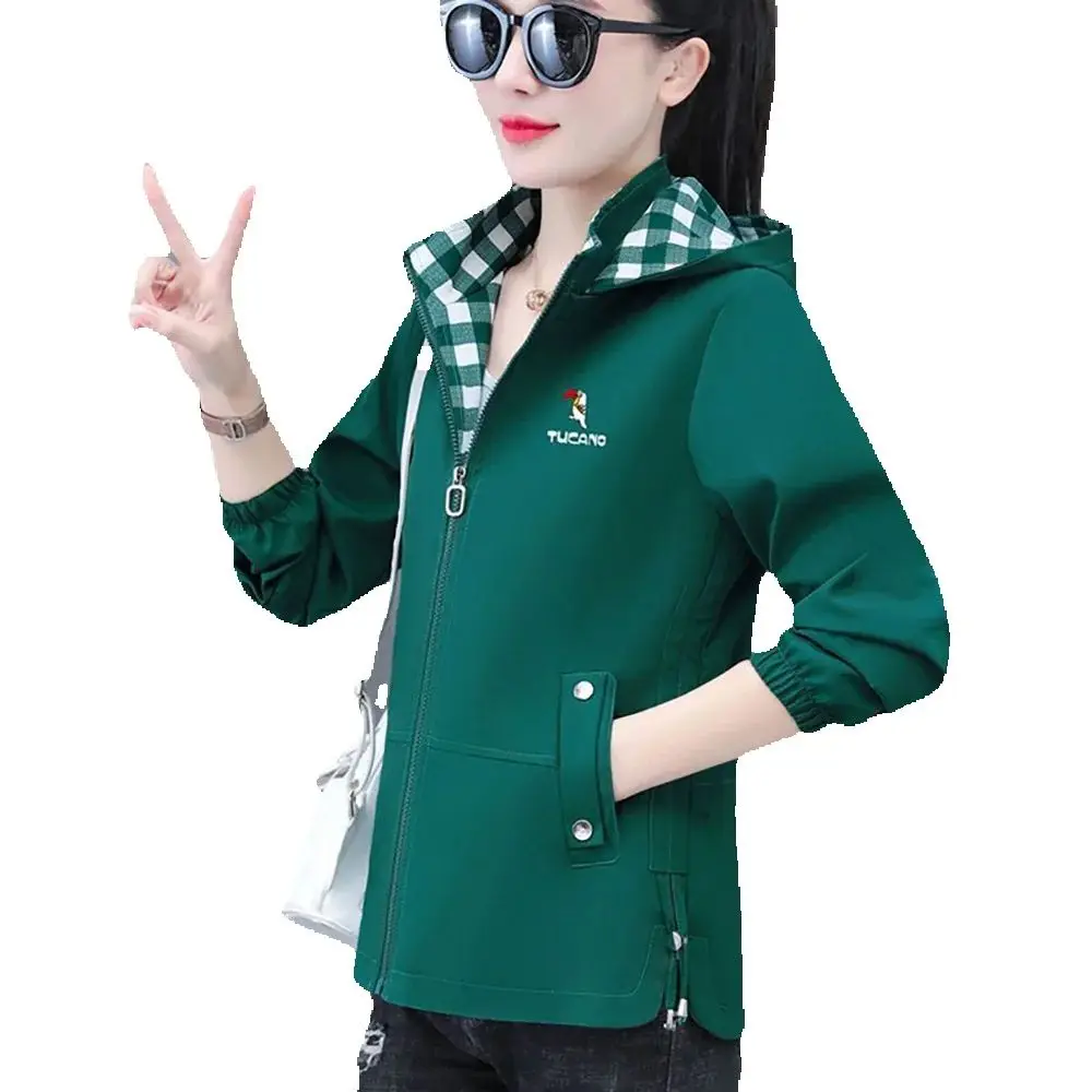 

Fashion Short Coat Ladies Spring And Autumn 2024 New Hooded Western Mom Joker Loose Casual Jacket Women.