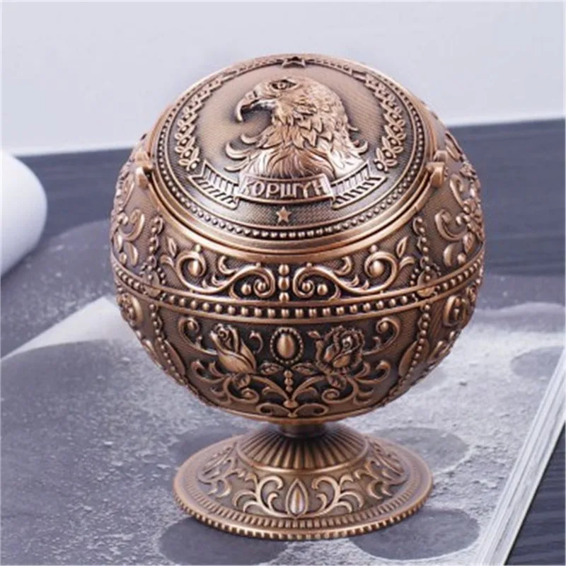 High Quality European Antique Globe Type Ashtray Eagle Figure Tin alloy Home Office Decoration