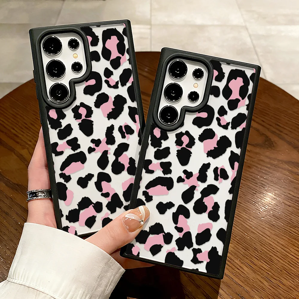 Leopard Print Phone Case For Samsung Galaxy S25 S26 Ultra S24 FE S23 Case A56 A16 A57 A37 A17 A36 A55 A26 A07 Wrist Strap Cover