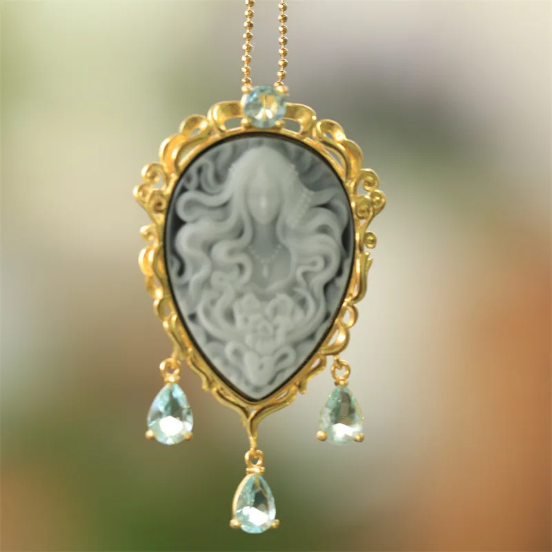 

S925Silver Inlaid Cameo Relief Medusa Brooch Pendant Two-in-One Agate Cameo