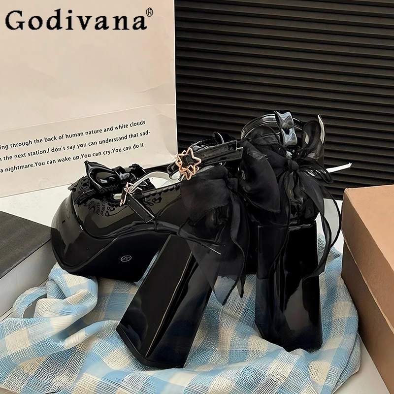 

2025 New Japanese Style Original Lolita High Heels Elegant Lady Versatile Bow Round Toe Chunky Heel Mary Jane Shoes