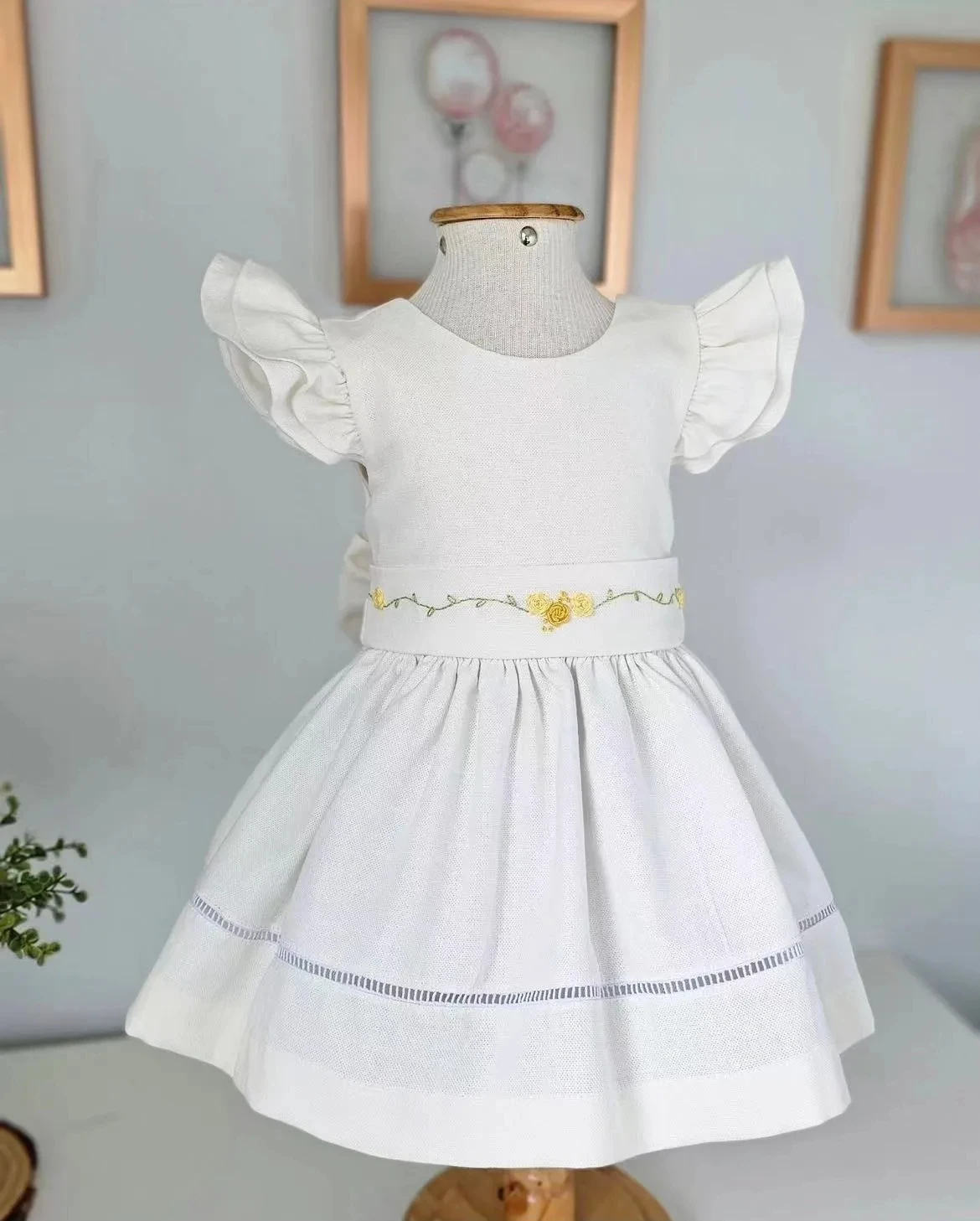 0-12Y Baby Girl Summer Yellow Flower Handmade Embroidery Vintage Princess White Dress for Birthday Baptism Easter Photograph Eid