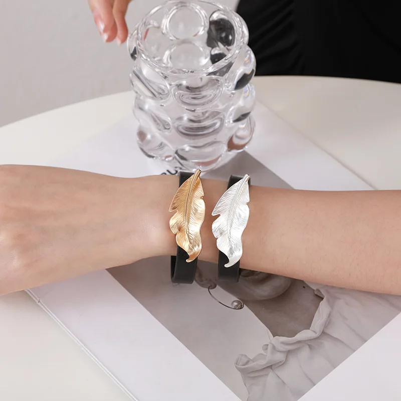 DIY accessories New original leaf matte bracelet versatile metal jewelry premium simple women's leather bracelet