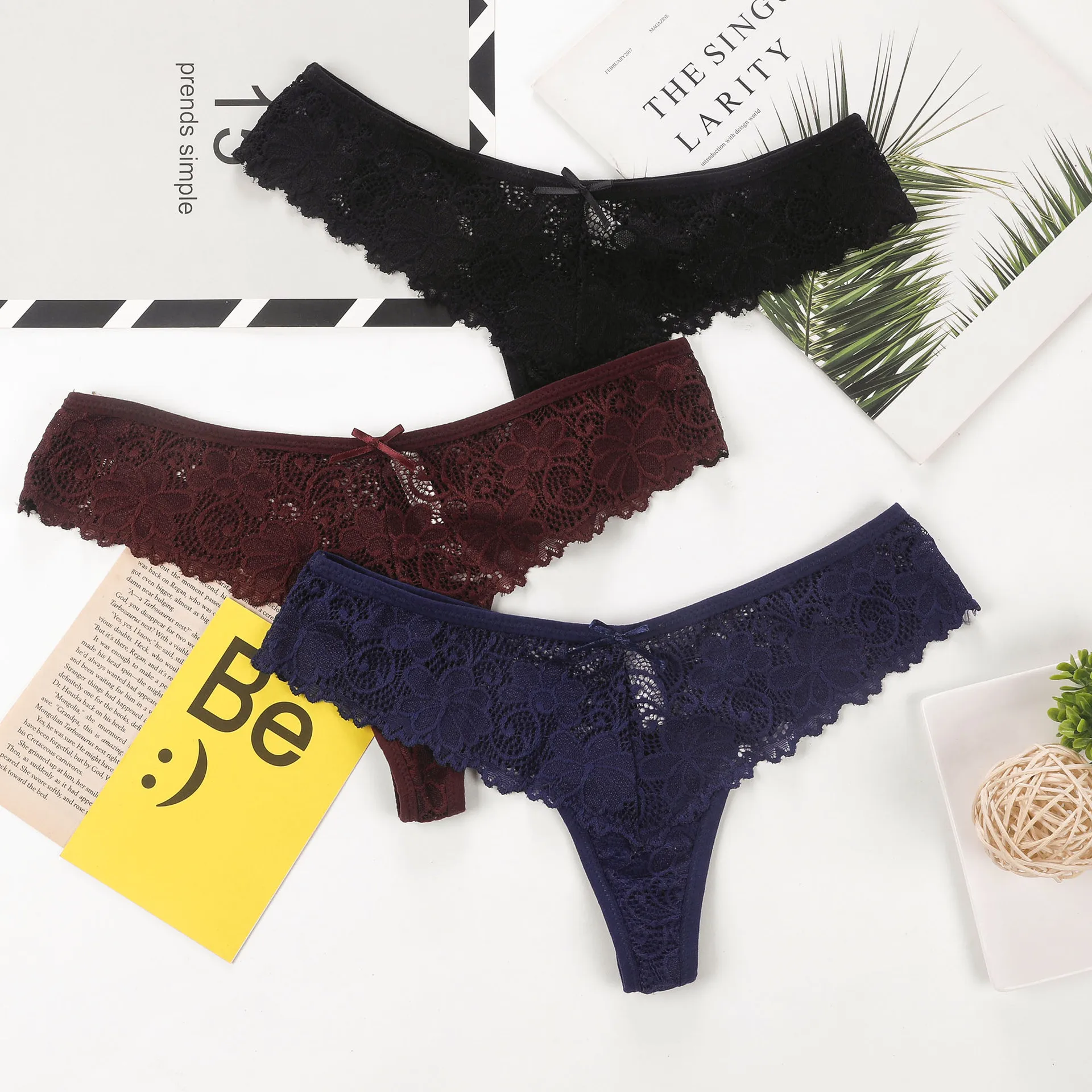 Lace Women Panties Sexy Underwear S-XL Low-Rise Solid Underwear Ladies Comfortable Underpants Girls Panty Intimate Woman Clothes