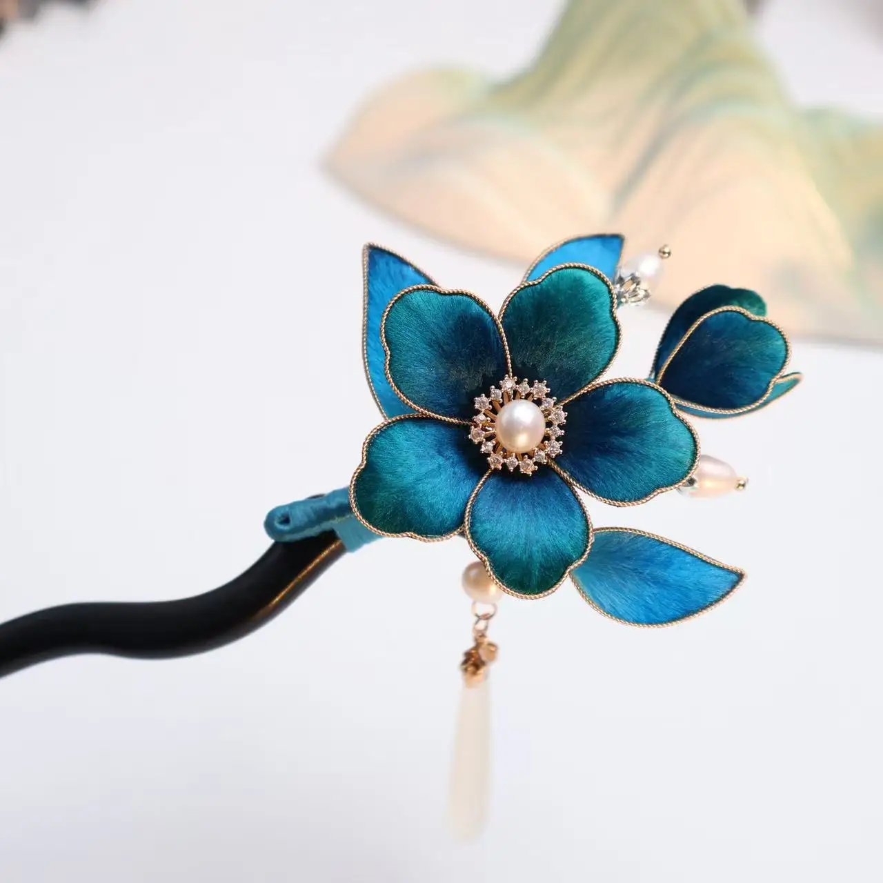 yuzhou-velvet-plum-new-chinese-style-high-end-black-ebony-hairpin-studio-handmade-traditional-craft-silk-hair-accessories