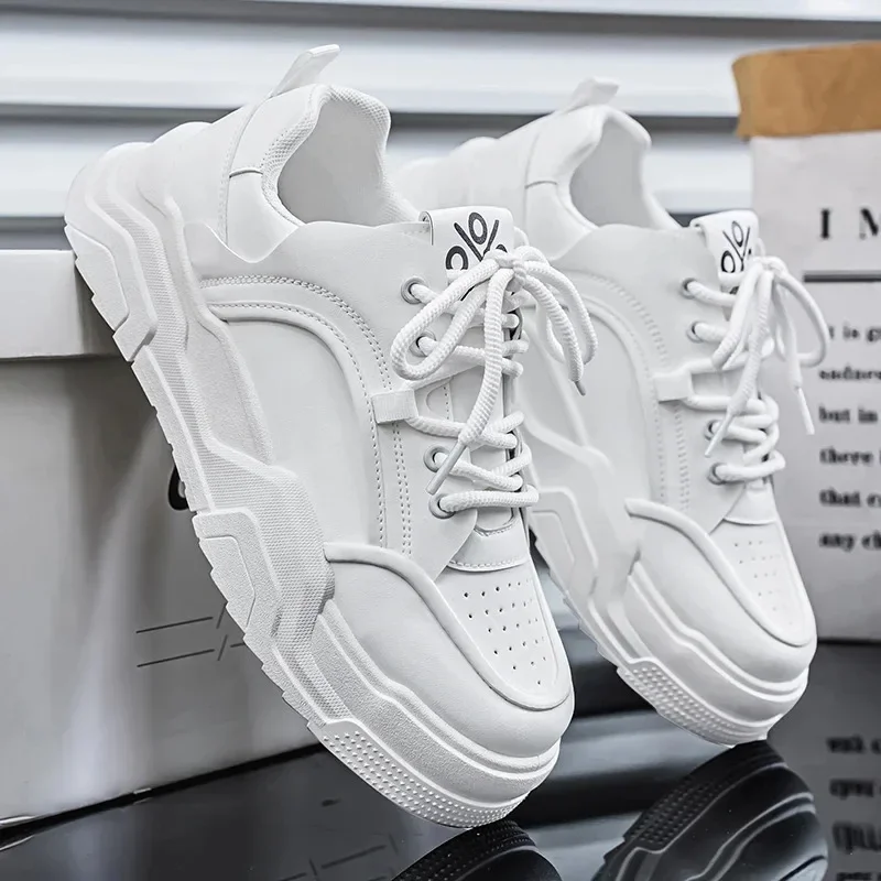 

Мужская обувь 2025: кожаные кроссовки. Повседневная обувь на плоской подошве. Женская удобная обувь на вулканизированной платформе. Женская обувь.