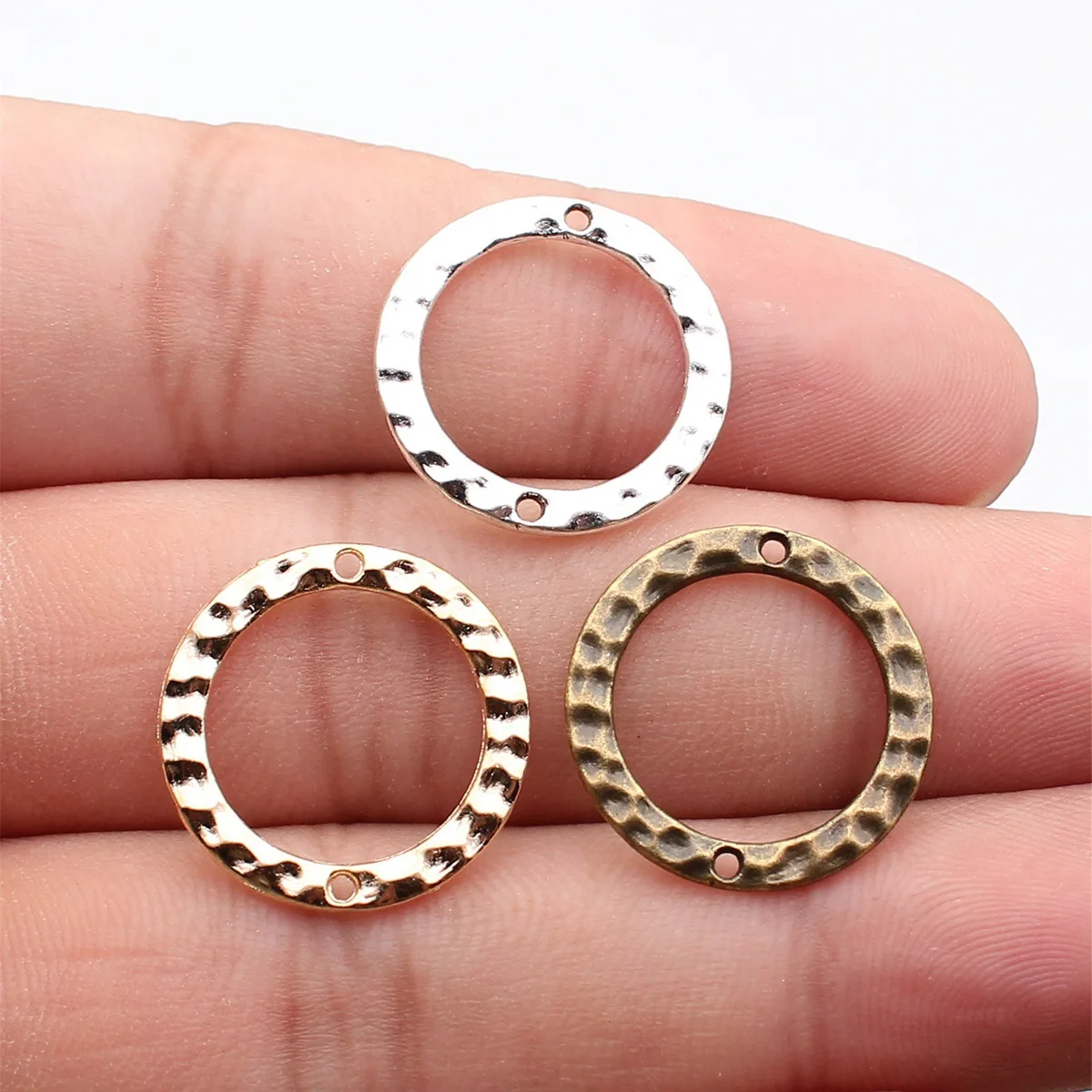 WYSIWYG 20pcs 20x20mm 3 Colors Antique Bronze Color Antique Silver Color KC Gold Color Hammered Circle Charms