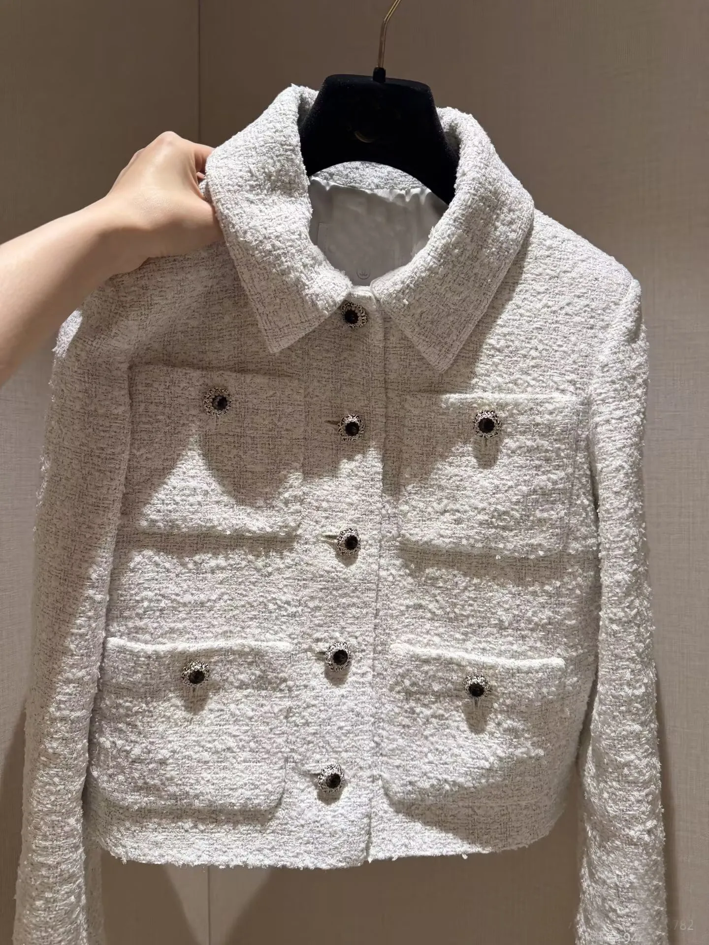 Spring 2026 Slim Fit Short Coat Soft Tweed Knitted Collar Button Decorated Luxury Style Fashionable Elegant Ladylike Outerwear
