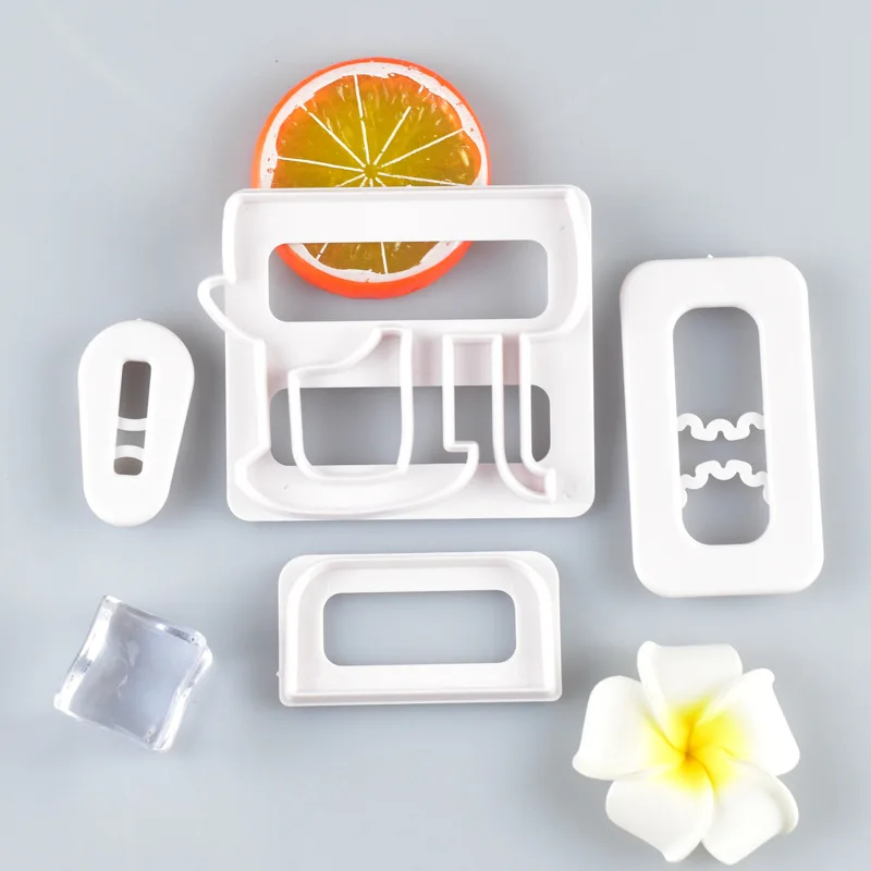 4Pcs/set Tractor Car Shaped Fondant Biscuit Cutting Molds Cookie Mould Tools Cake Decorating Candy Tools Sugar Printing Die Mold