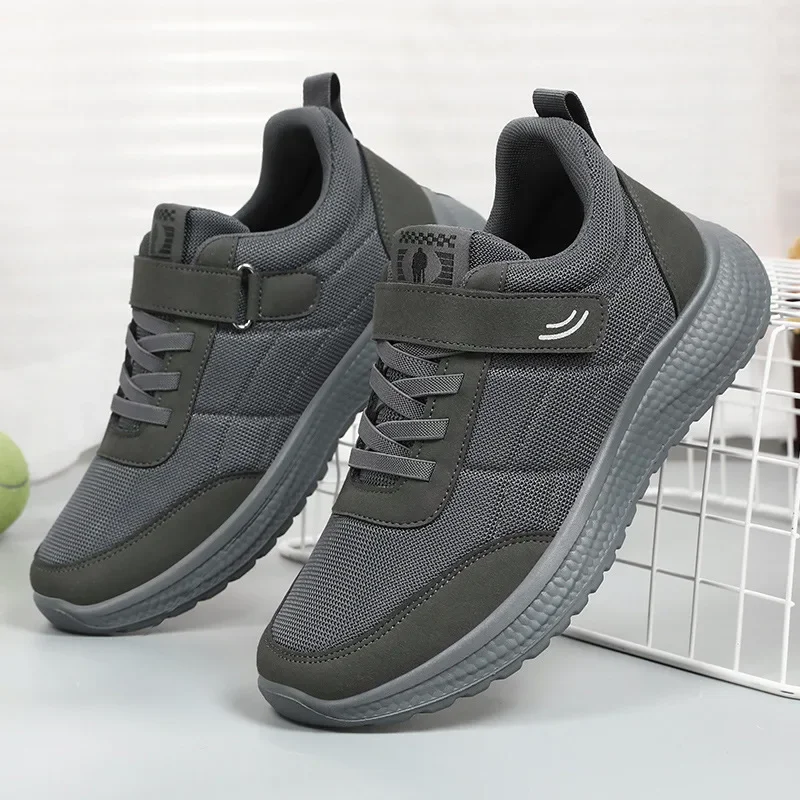 

Shoes Men's 2024 Spring and Autumn New Solid Color Casual Versatile Sports Casual Shoes Velcro Convenient Couple Walking Shoes