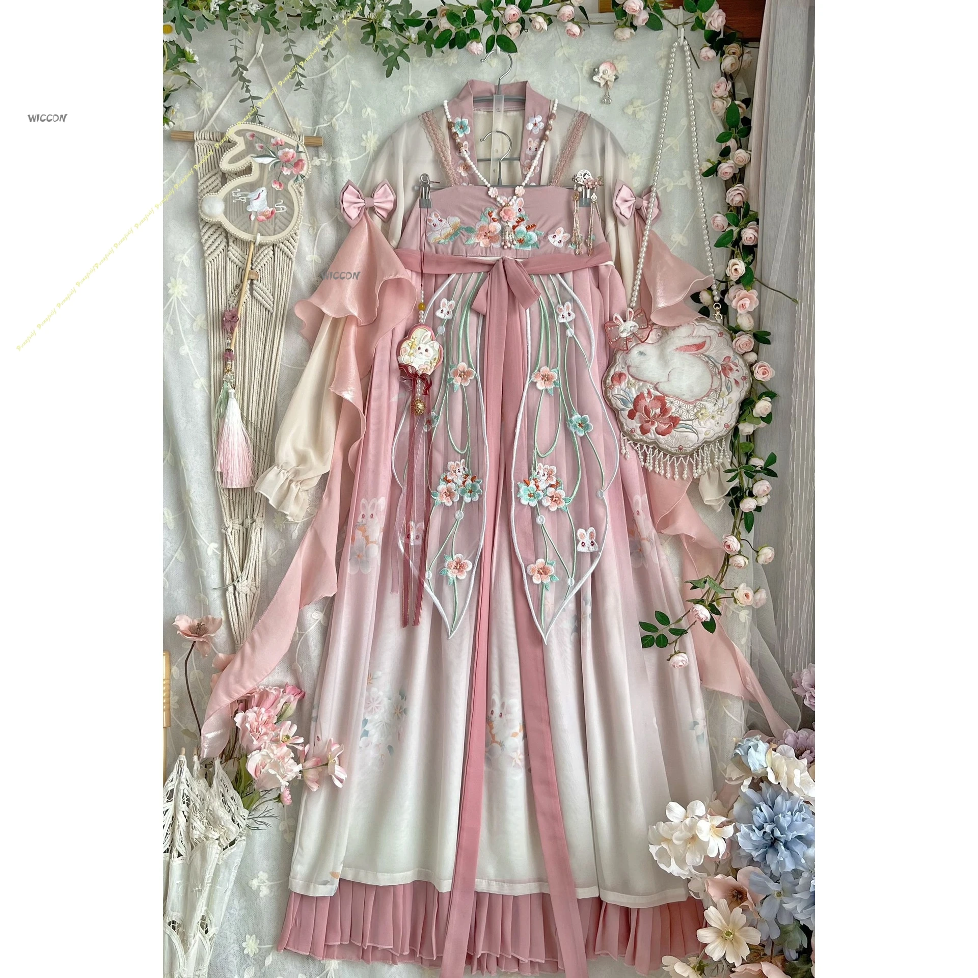 مجموعة عناصر هانفو النسائية المحسنة على طراز هان أزياء تنكرية يومية بطول الصدر مطرزة ثقيلة صيفية وردية لعيد الميلاد والهالوين