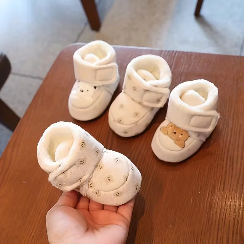 New Boys' and Girls' Baby Shoes Baby Boots Winter Warm Boots Bear Embroidered Soft Fabric Sole Anti slip Baby