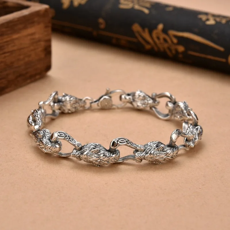 

2026 New Wolf Totem Men's Bracelet, Vintage Creative Design, Heavy Duty Bold Fashion Jewelry