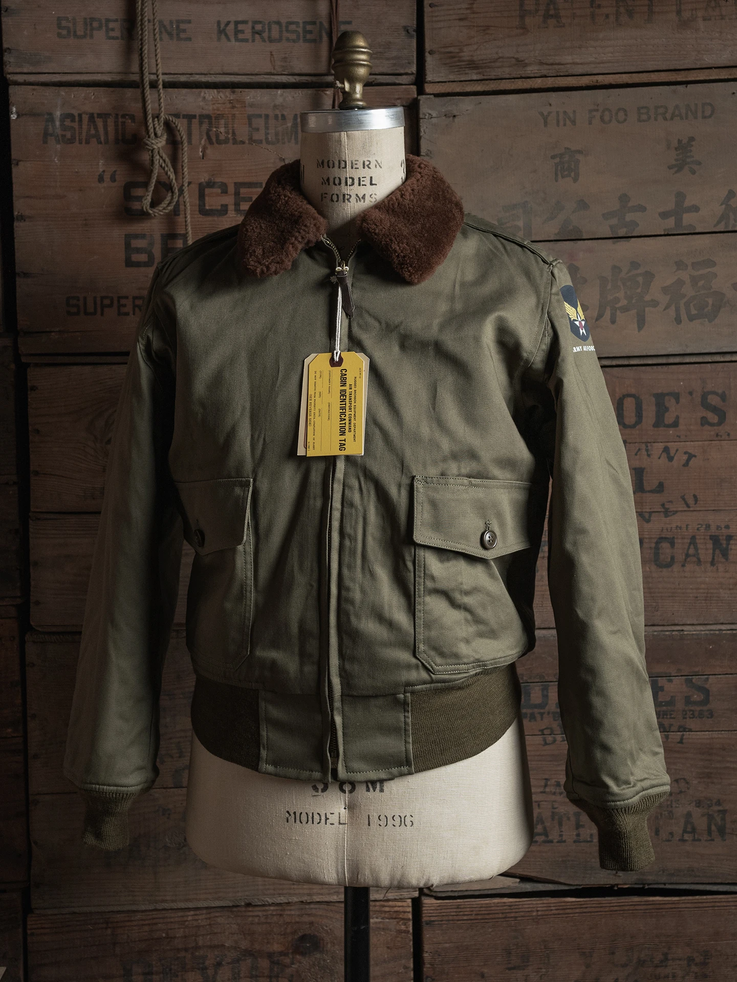 B-10 フライトジャケット サイズ38　BRONSON MFG. Rugged Bronson B-10 Flight Jacket Men's WWII Repro Short Cut