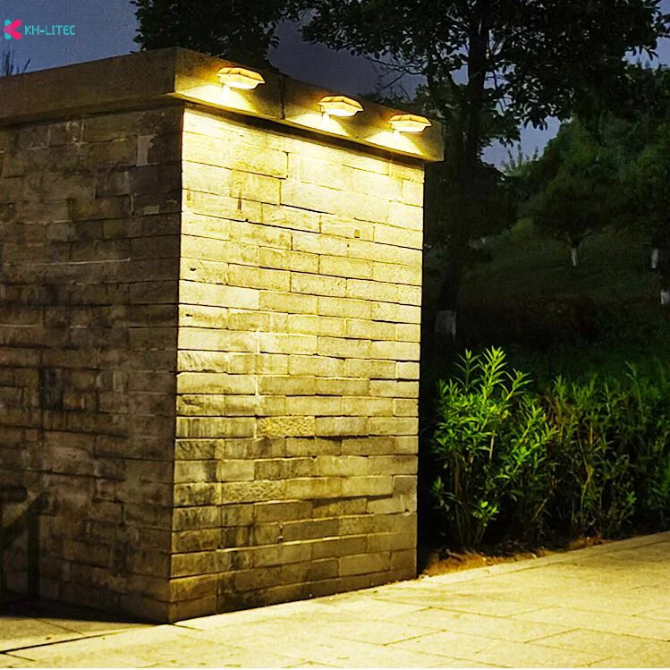 LED Solar Light Waterproof Outdoor 12LED Garden Decoration Wall Light Gutter Light Suitable for Fence Garden Landscape Wall Walk