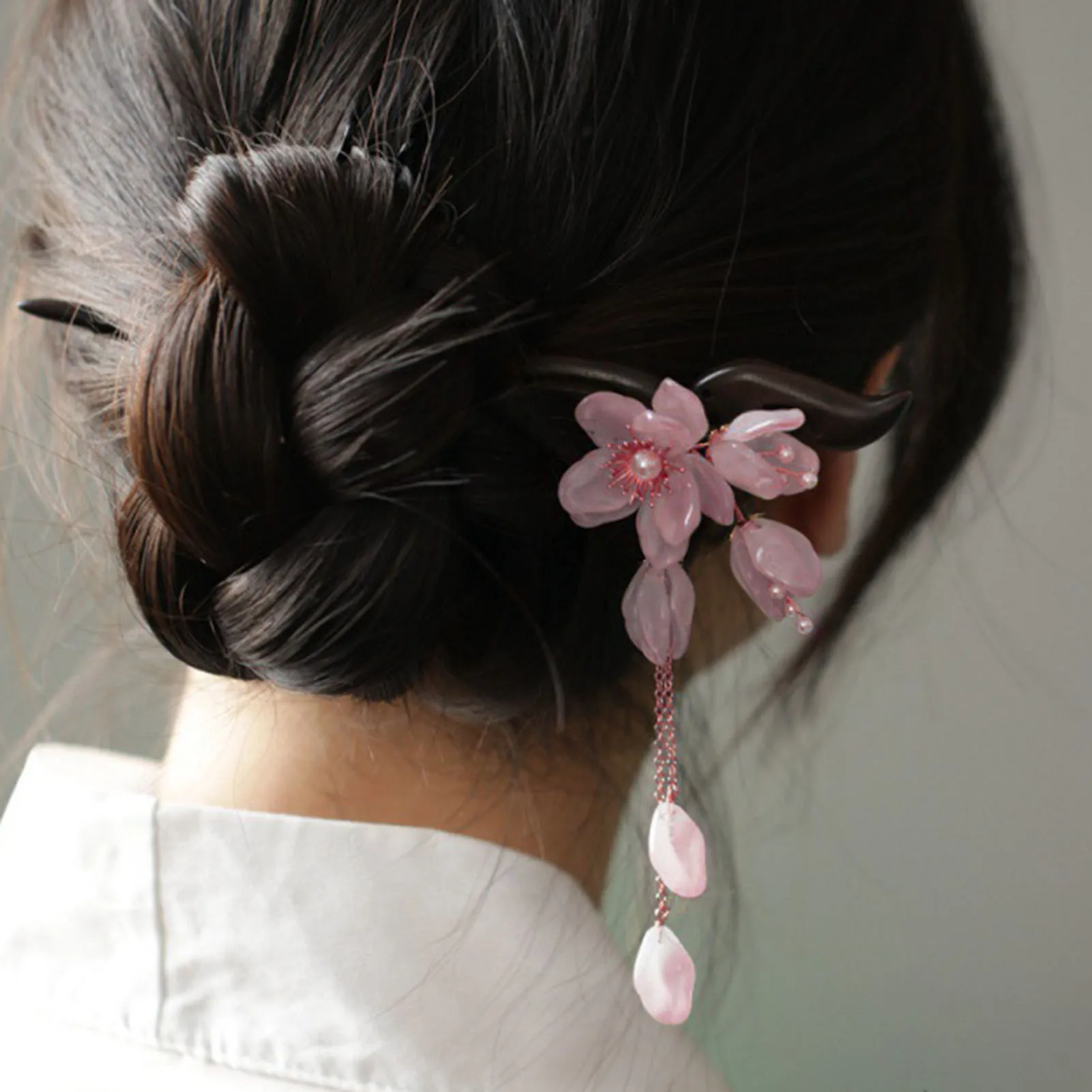 Wood Hair Chopsticks with Flower Decor Fine Workmanship Long Straight Hair Stick for Women Girls and Hairdressing Salon