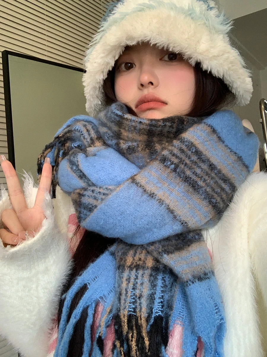 Blauer koreanischer karierter Quasten schal für Frauen Winter mode neuer verdickter Halstuch