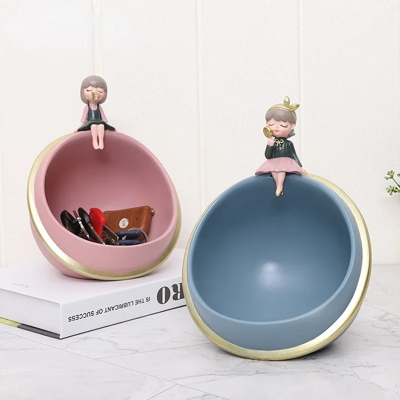 

Living Room Decoration Fruit Snack Box Planet Storage Box Moon Model Astronaut Porch Key Storage Organizer