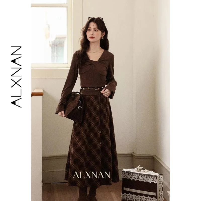 ALXNAN Brown Long Sleeve T-shirt Women Autumn Slim-fit V-neck Twisted Cuffs Pearl Design Pullover Casual Tees Female L56859-1