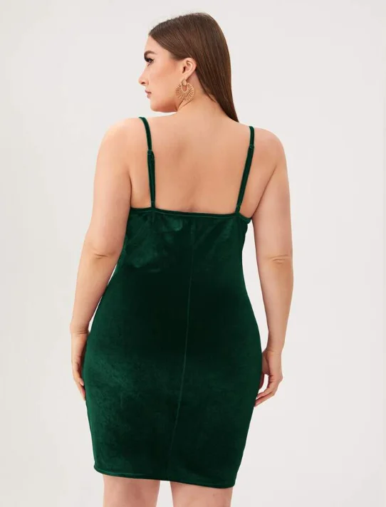 Plus Size Solid Ruched Cami Dress Casual Sleeveless Cowl Neck Slim Dress Odzież damska Plus Size