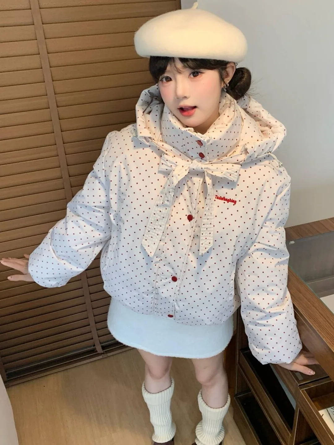 

Korean College Sle Thiened Winter Cotton Jaet Women's Polka Dot Hooded Coat Warm Bread Sle ort Length Zipper Closure