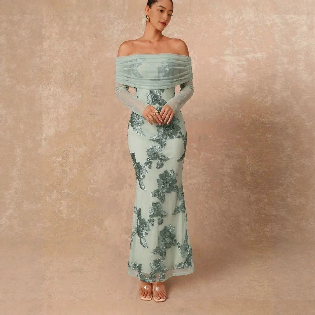 New Strapless. One-shoulder. Long Clothes With Floral. Jacquard Machine And Fixed Mesh Design Dress Elegant Clothes Elegant Prom