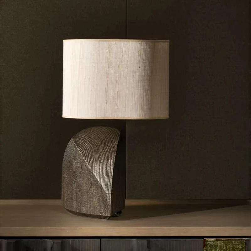 New Irregular Shape Geometric Resin Desk Lamp Fabric Desk Lamp