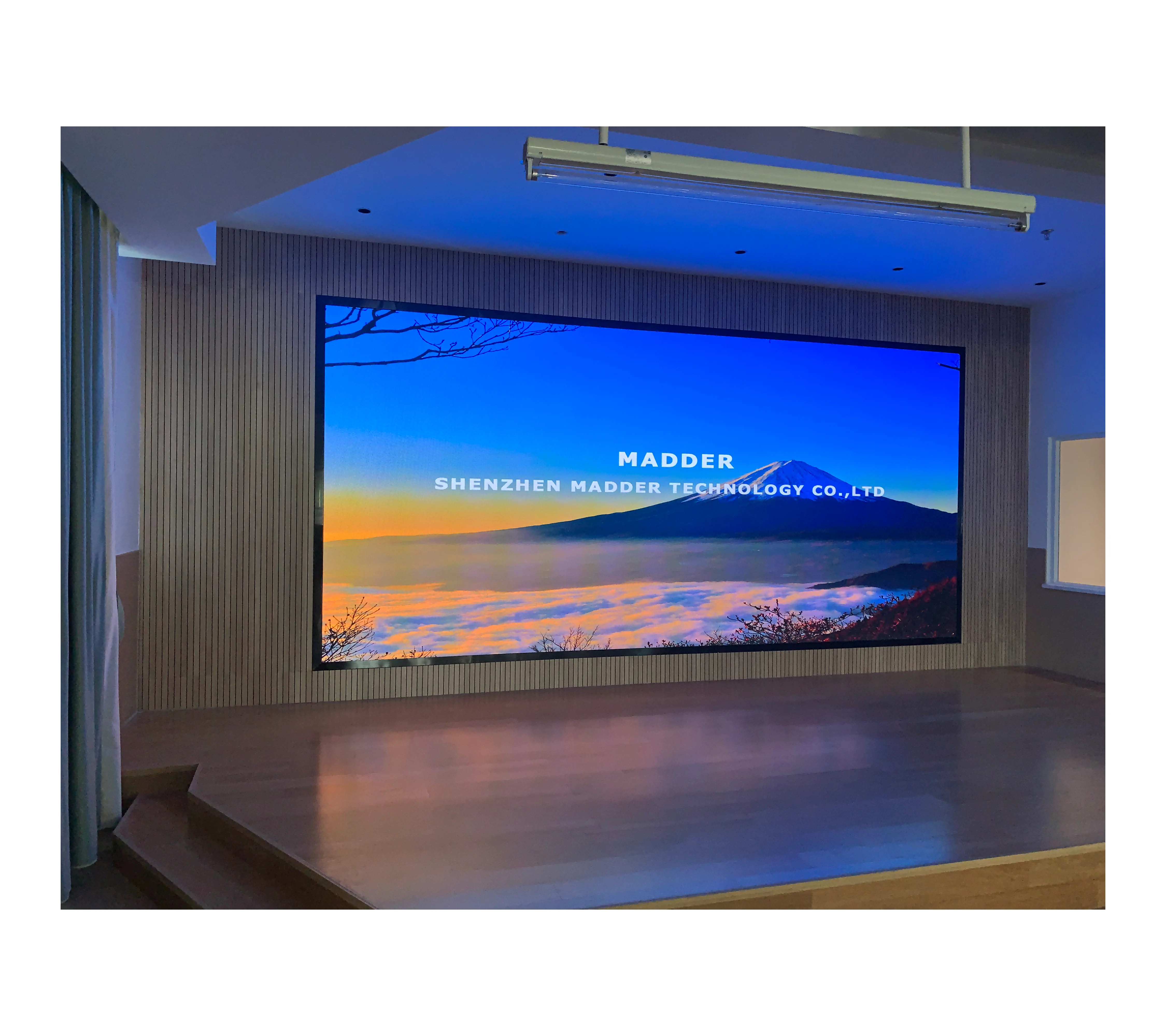 P2 Indoor LED Screen 4K Full Color Mosaic Display HD Advertising Screen