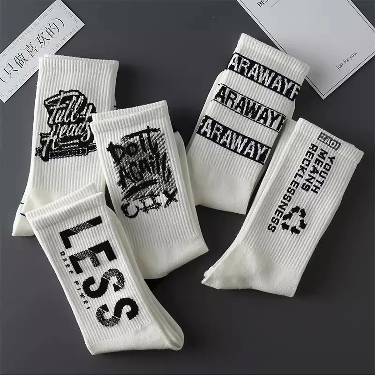 5 pairs/set Random Men\'s White Sports Socks, Including Long Basketball Socks & Mid-calf Athletic Socks, For Autumn And Winter